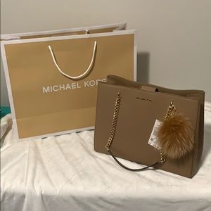 NWT Michael Kors Large Ellis Tote in dark khaki